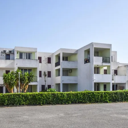 Amazing Apartment In Isca Marina Lejlighed *