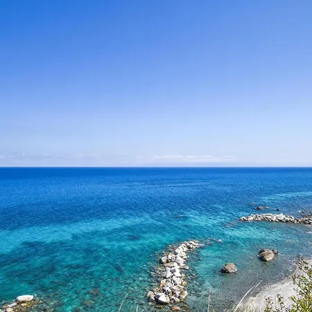 Amazing Apartment In Isca Marina * Badolato Marina